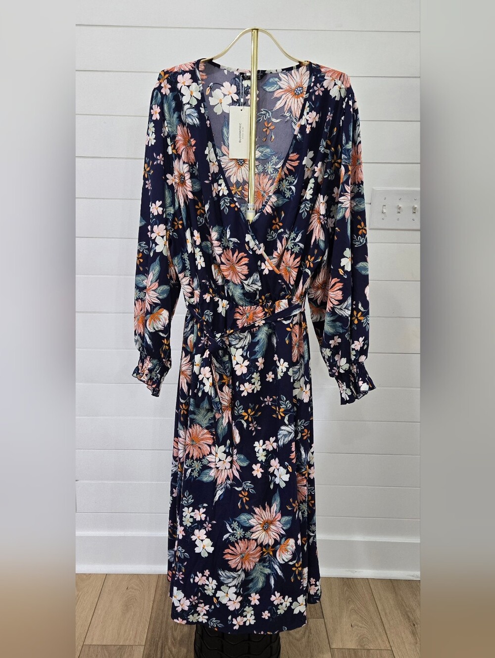 NWT Bloomchic Navy Floral Wrap Dress Plus Size US 28 Belted Fall Winter